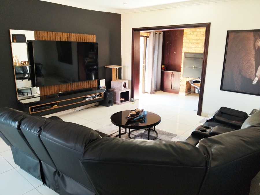 To Let 2 Bedroom Property for Rent in Naudeville Free State